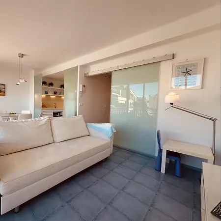 Lets Holidays With Terrace Near 2 * Tossa de Mar