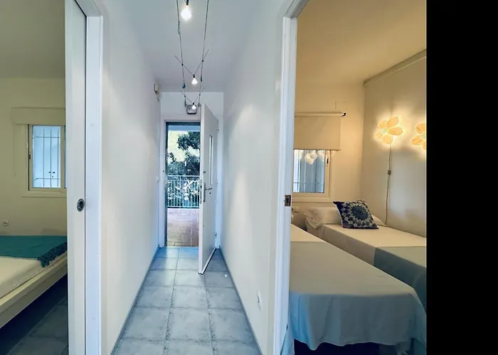 Lets Holidays With Terrace Near 2 *