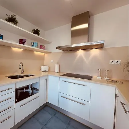 Apartamento With Terrace Near 2 Tossa de Mar