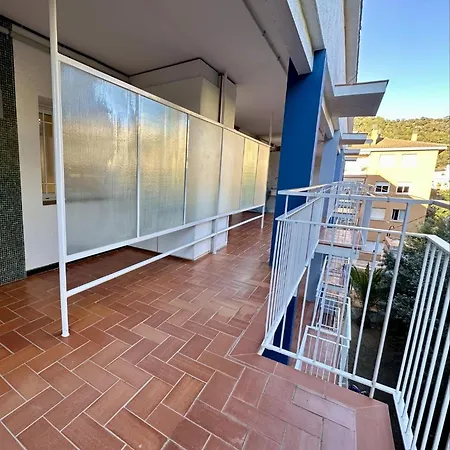 With Terrace Near 2 *